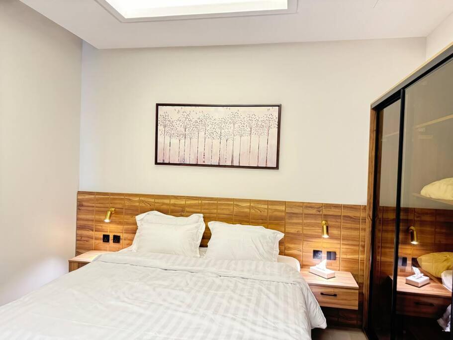 M11 New Hotel-style With Smart Entry Apartment *