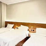 M11 New Hotel-Style Apartment With Smart Entry