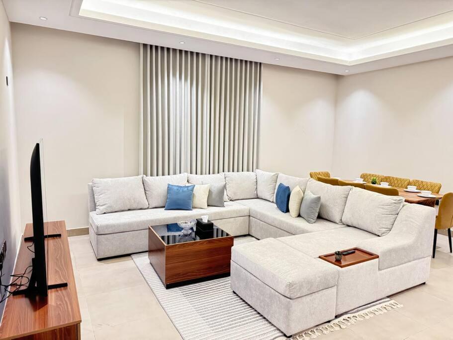 M11 New Hotel-style With Smart Entry Apartment