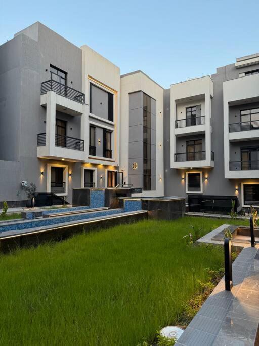 M11 New Hotel-style With Smart Entry *